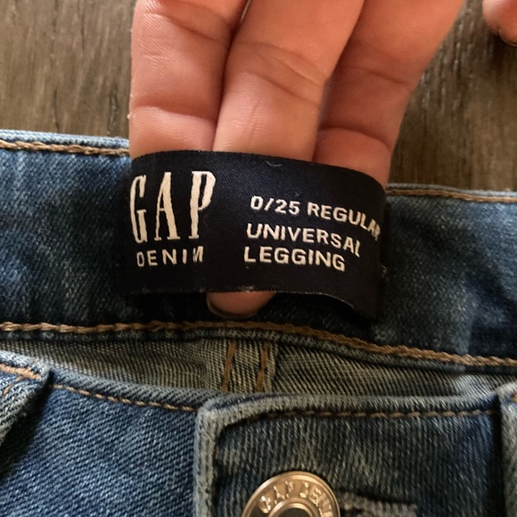 •GAP Light faded Blue jeans Universal Leggings - Picture 4 of 6